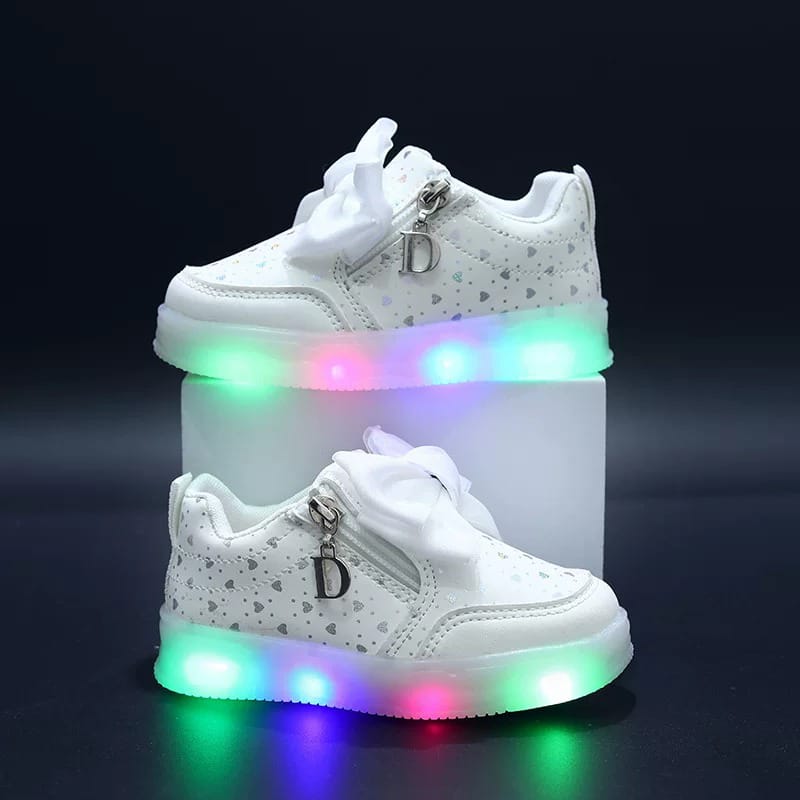 Lights in Sole Beautiful Fancy Design Sneakers for Kids - LY375