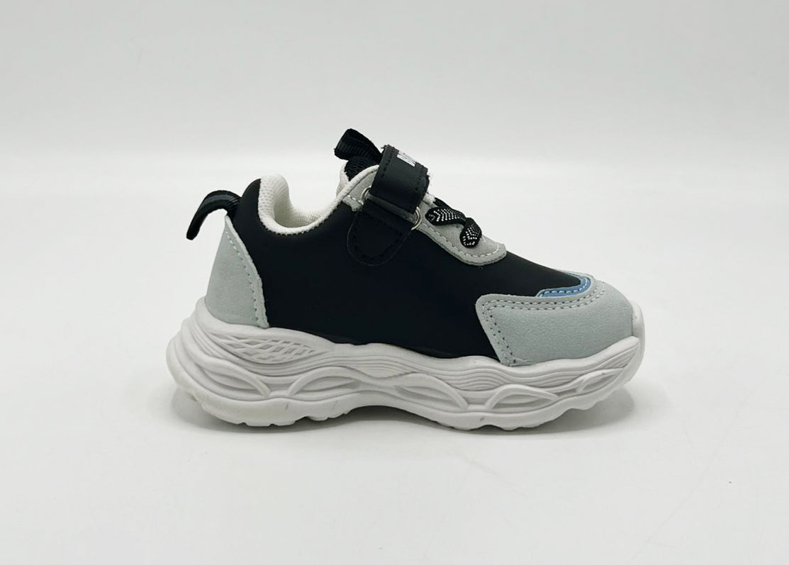 Lights In Sole Trendy Look Sneakers For Kids - AAB303