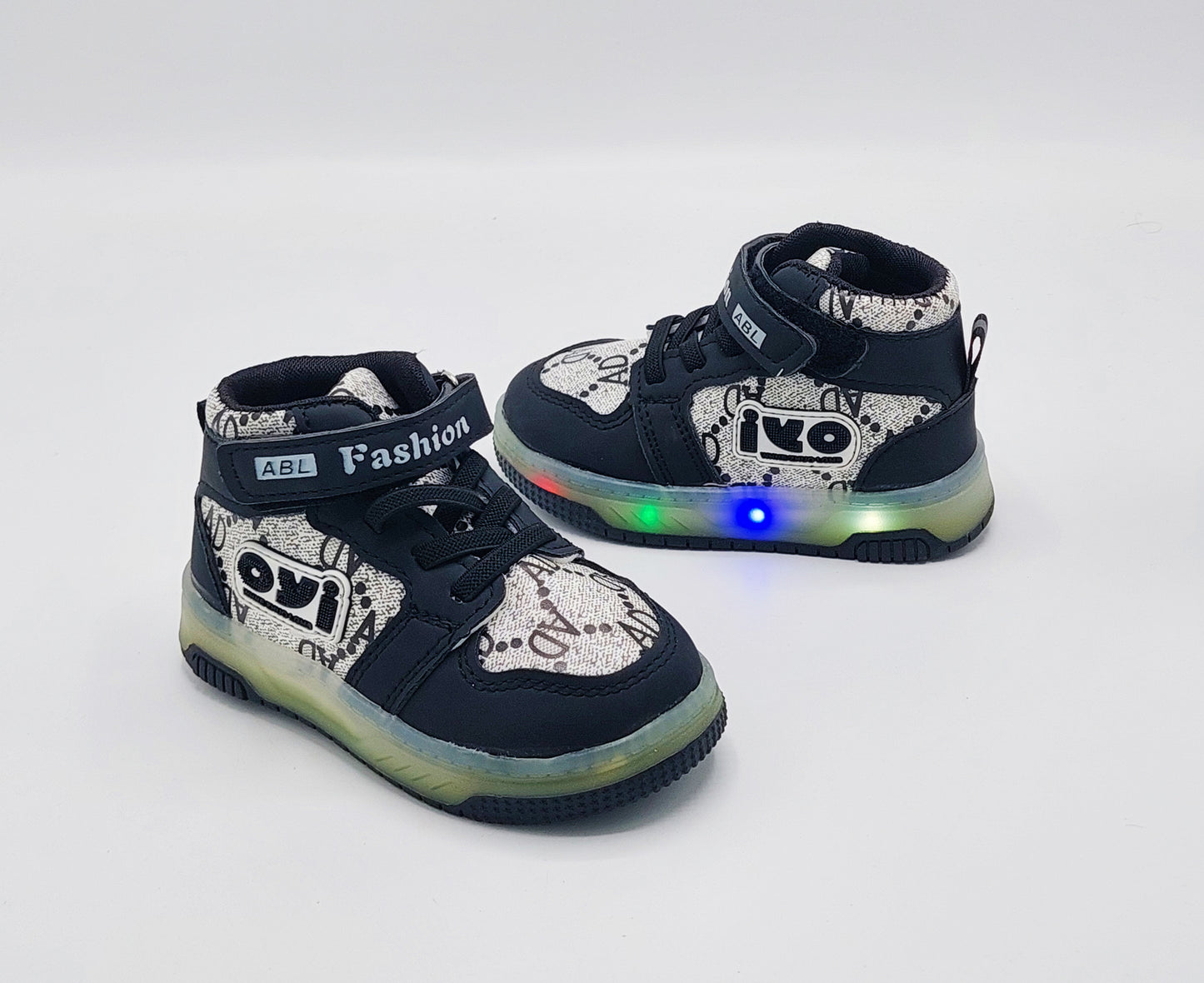 Lights in Sole Trendy Look Shoes Sneakers for Kids - ABL555 (Black)