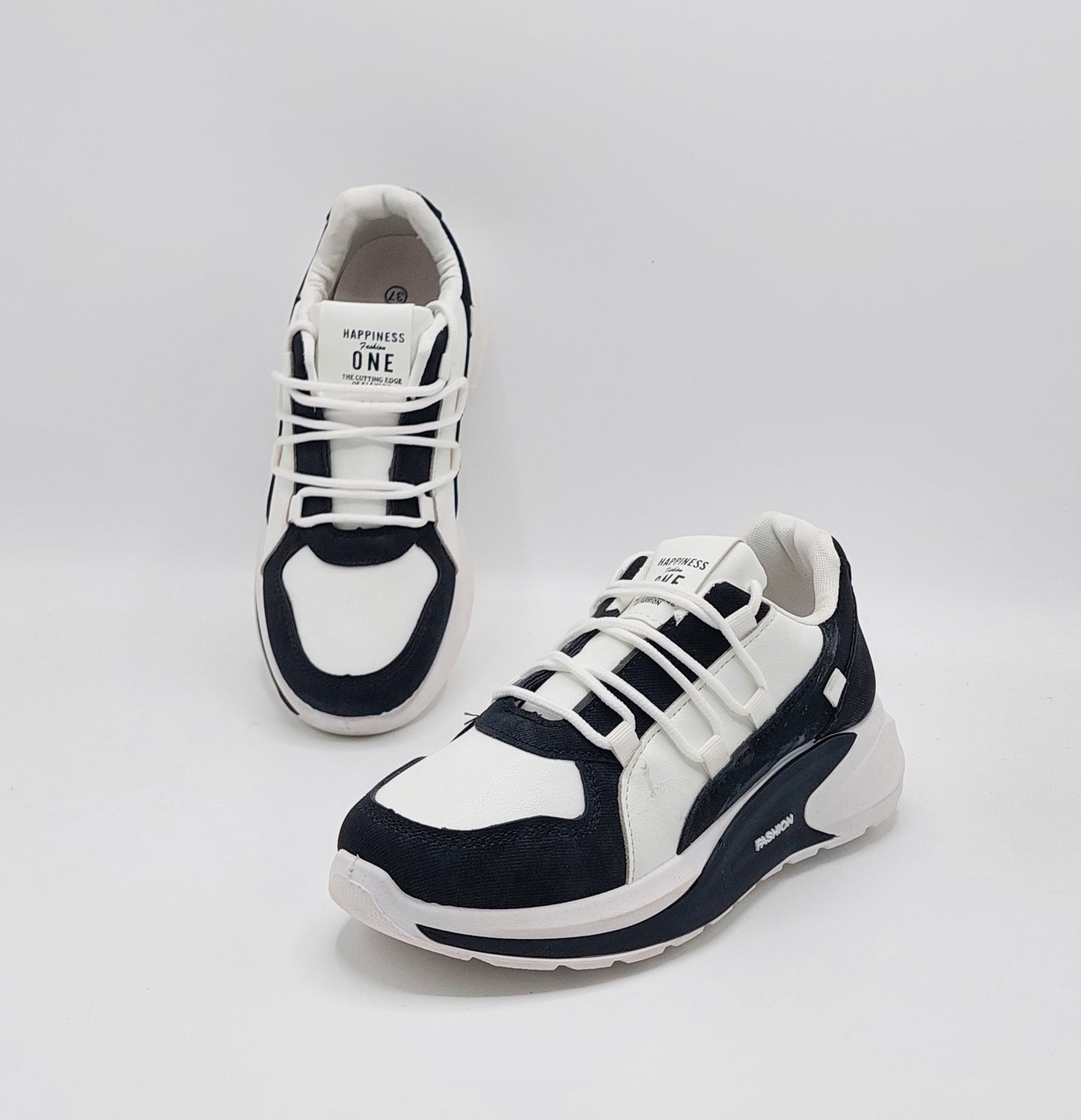 Women's Soft Comfortable Trendy Look Sneakers - 3570