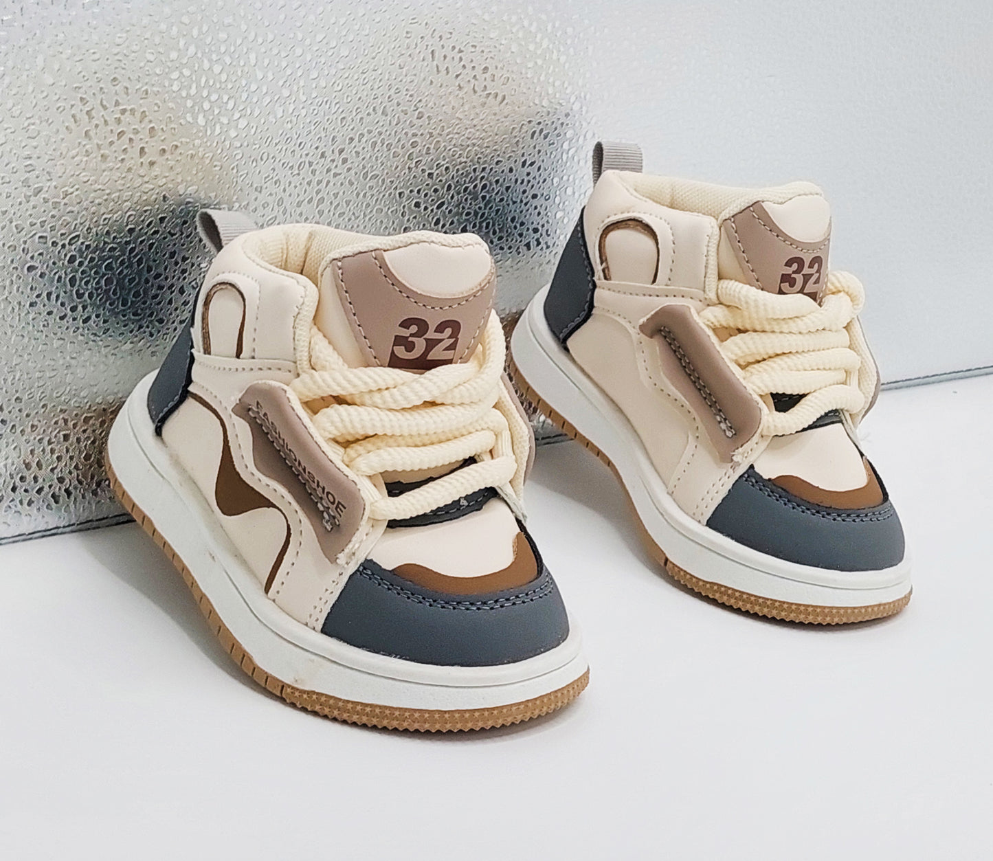 New Trendy Look Sneakers for Cool Kids - YP3