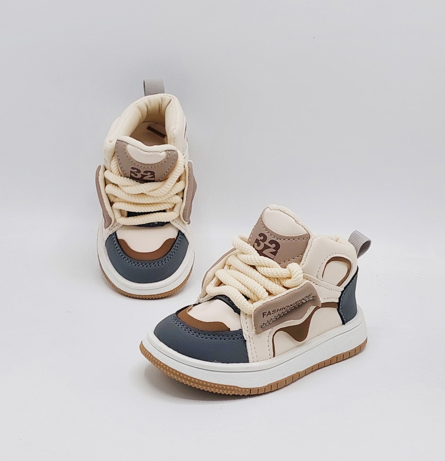 New Trendy Look Sneakers for Cool Kids - YP3