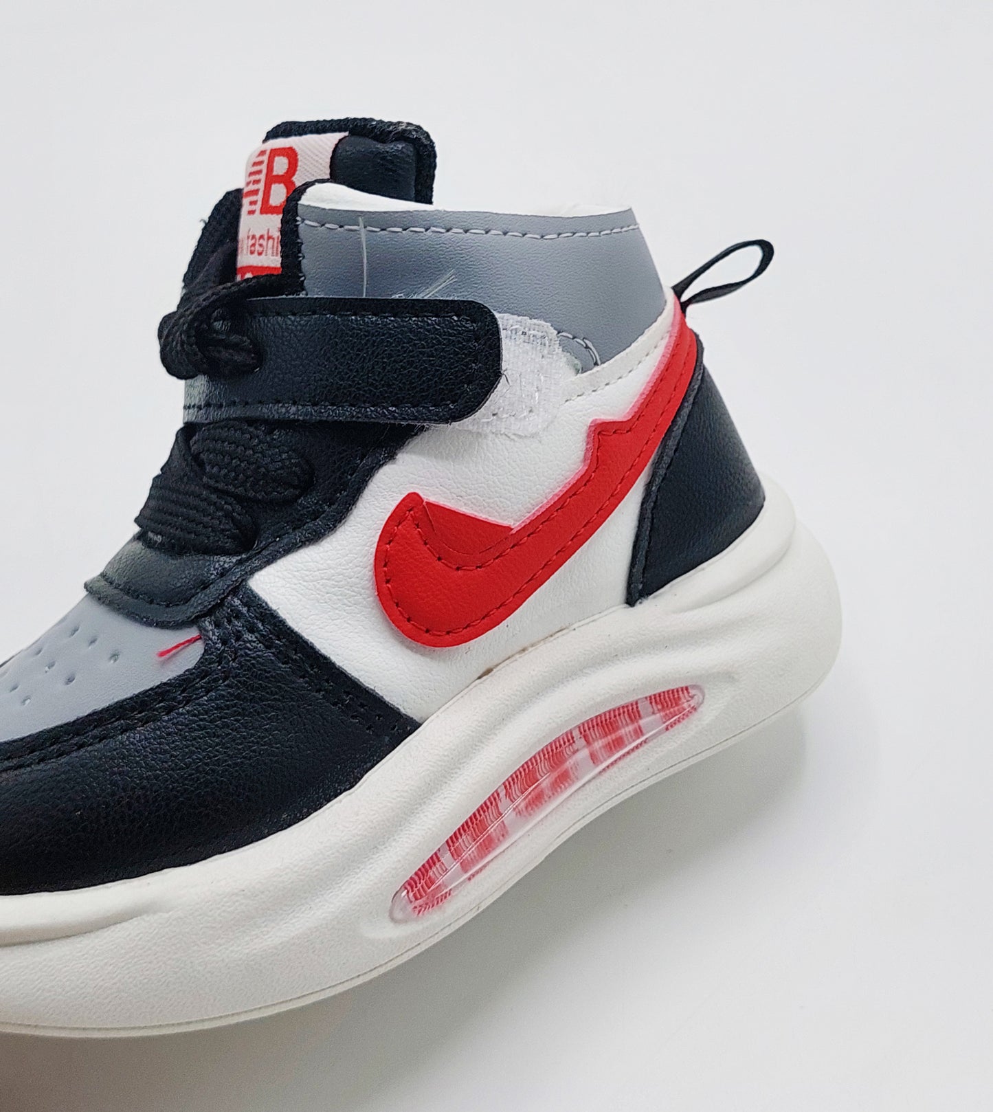 New Trendy Look Soft Sole Sneakers for Kids - AA6