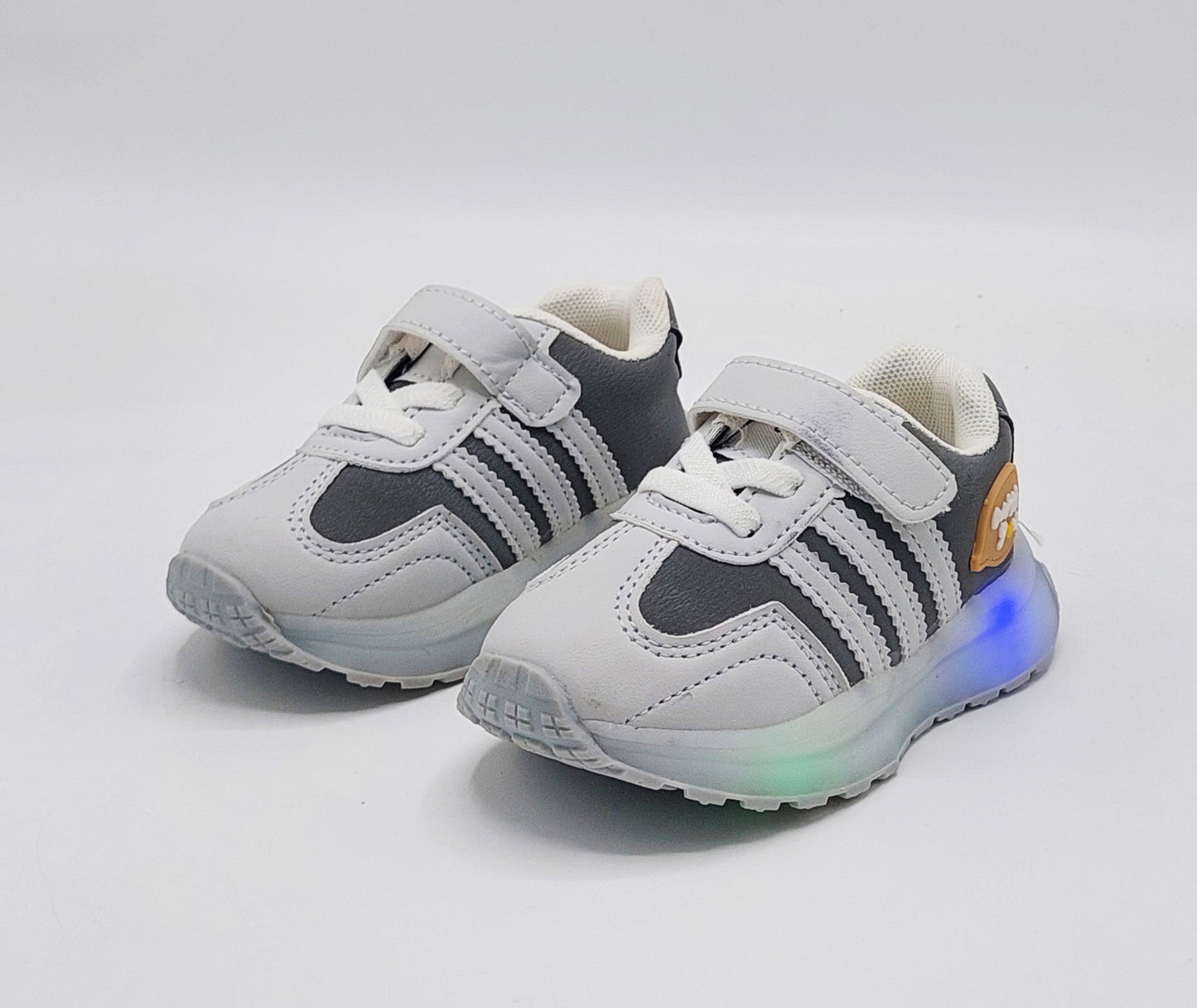 Lights in Sole Trendy Look Shoes for Kids - BAT07