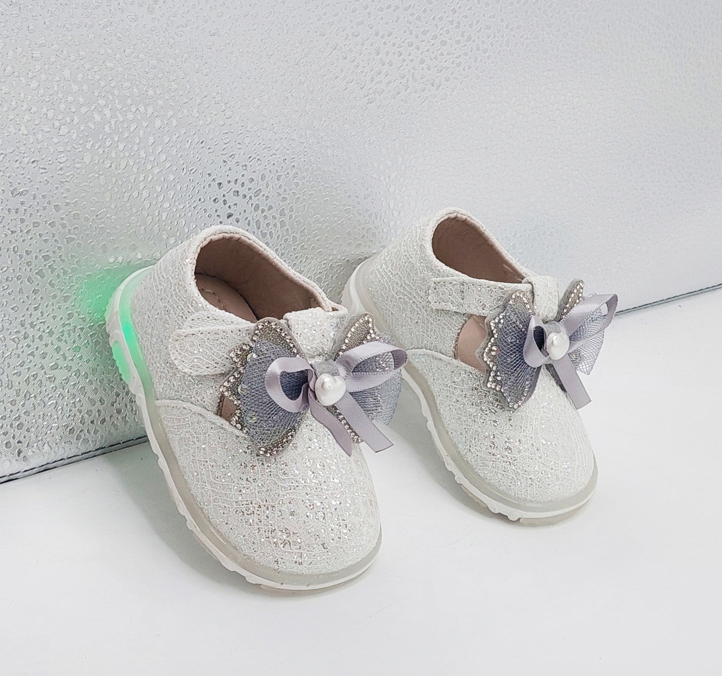 Lights in Sole Beautiful Design Pumps Shoes for Kids girls - 117