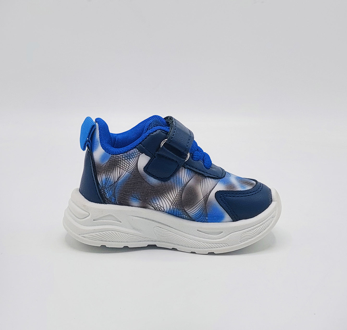 Lights In Sole Trendy Look Premium Quality Sneakers For Boys And Girls - YD5 (Blue)