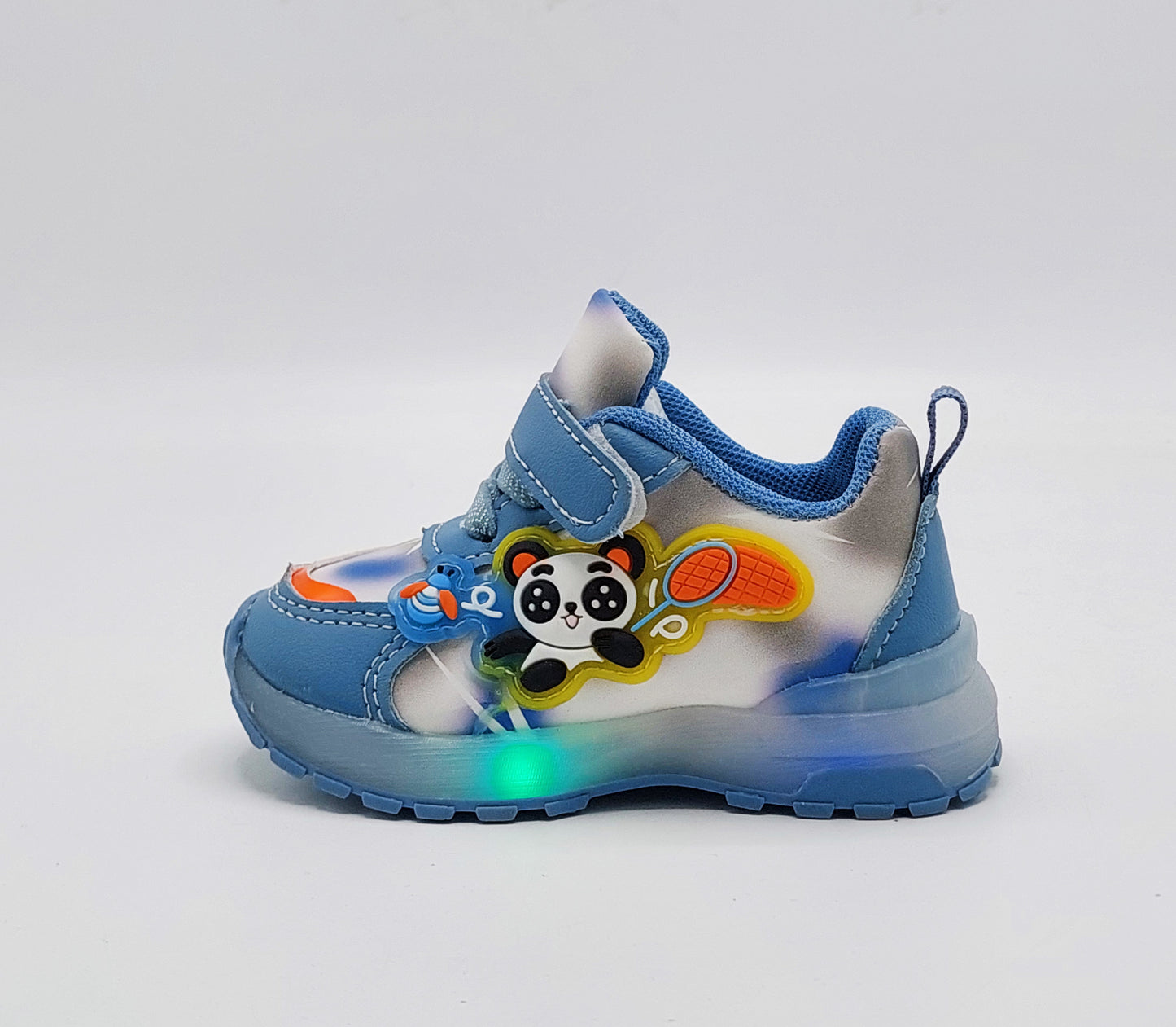 Light In Sole Trendy Look Cute Design Sneakers For  Little Kid's - 812