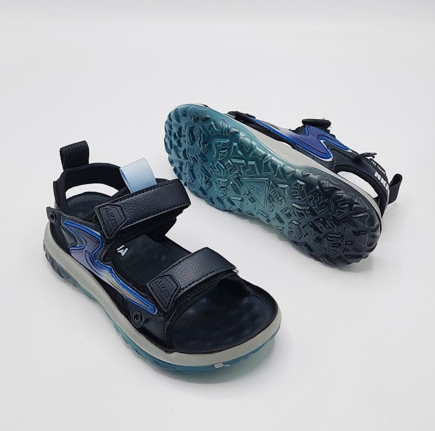 Soft Sole Trendy Look New Design Sandals For Kid's - 88102