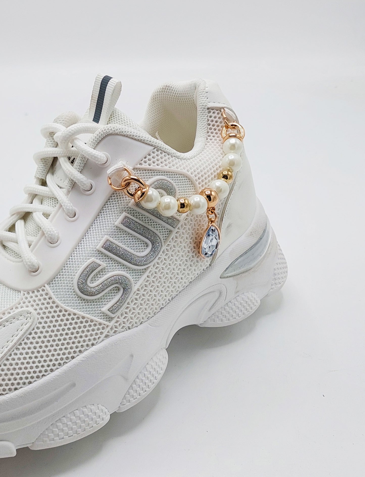 Women's Thick Sole Trendy Look Sneakers - 2025 (White)