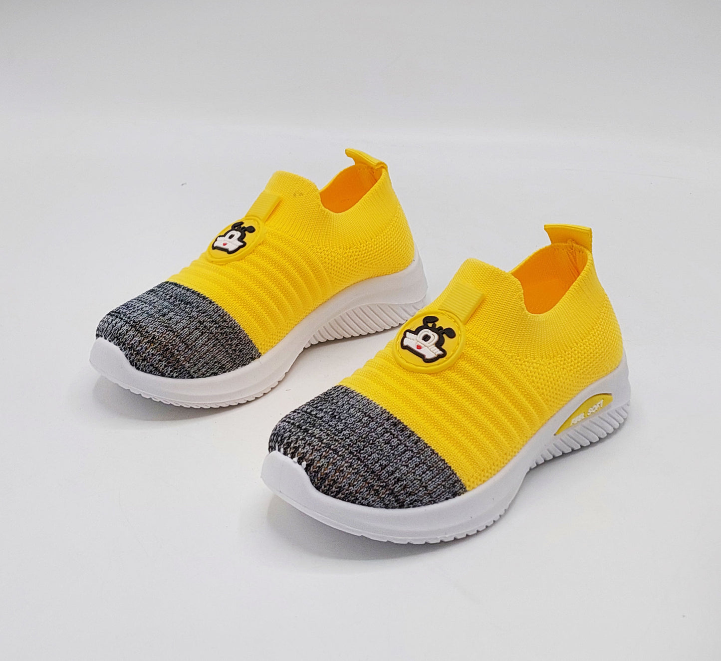 Easy to Wear Soft Comfortable Colorful Sketcher for Kids - MJ03