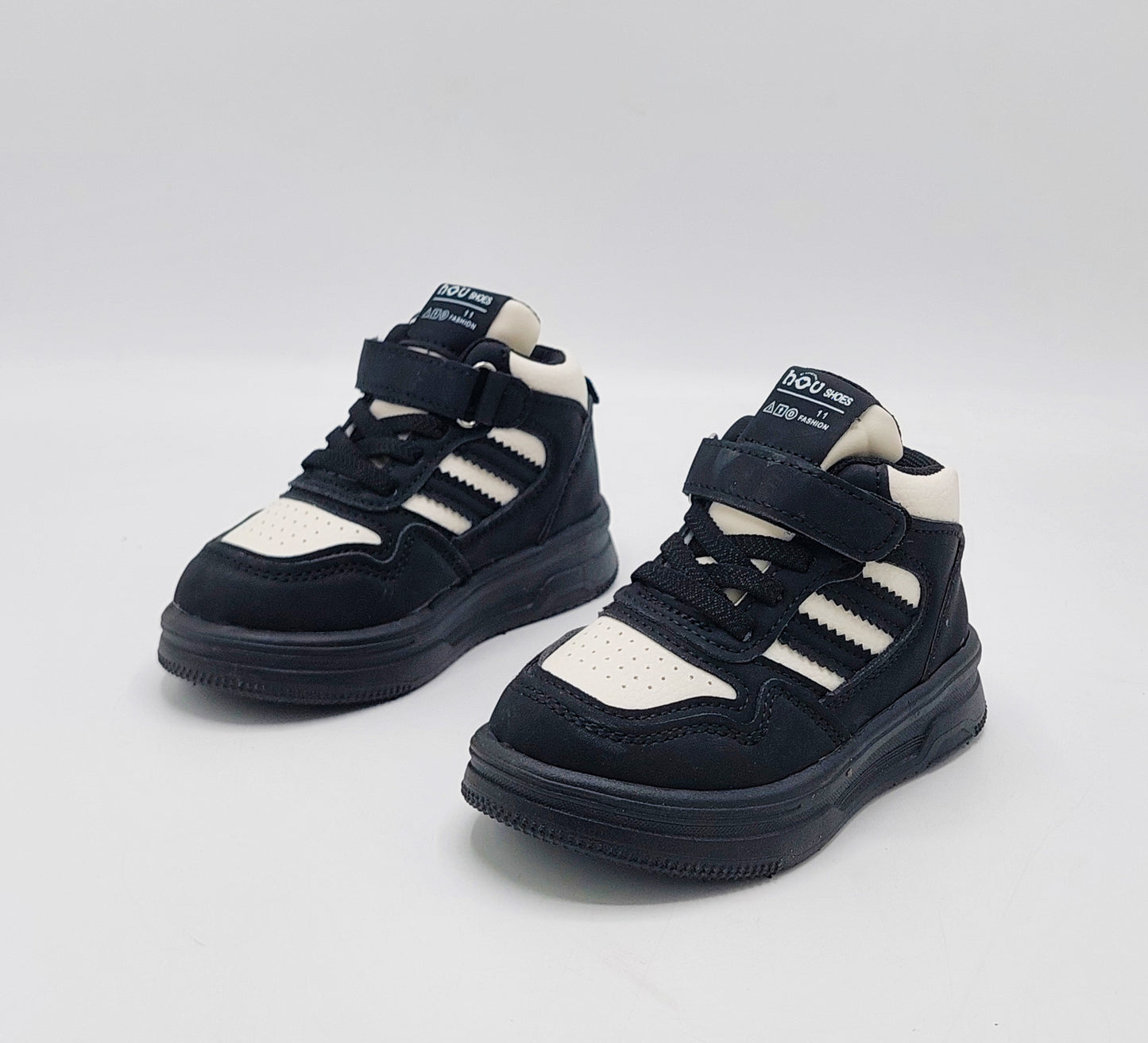 Premium Quality Stylish Look Sneakers for Kids - RFSG3