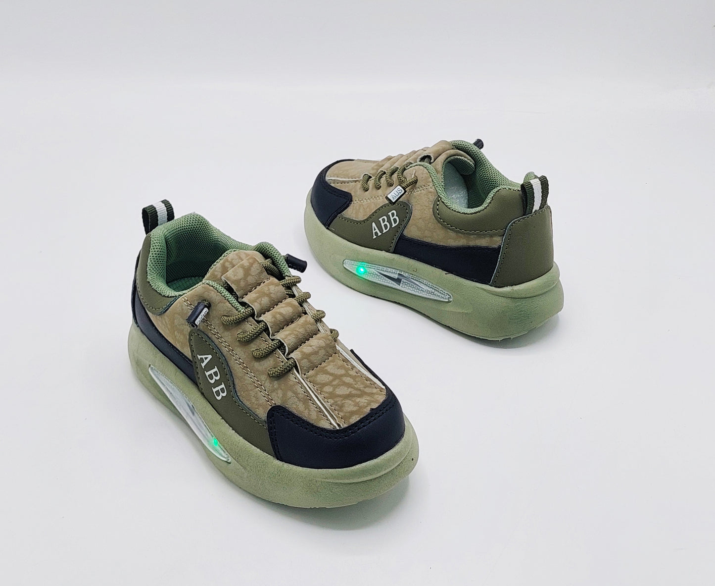 Lights in Sole New Trendy Design Sneakers for Kids - ABB512 (Green)