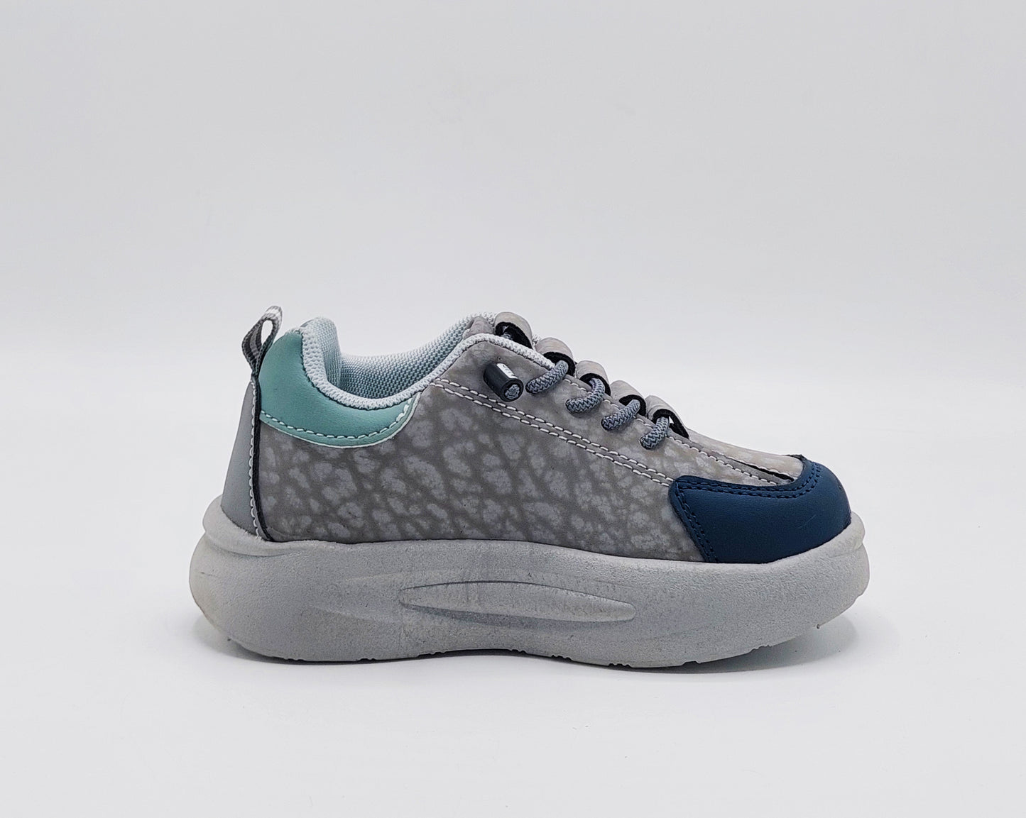 Lights in Sole New Trendy Design Sneakers for Kids - ABB512 (Gray)