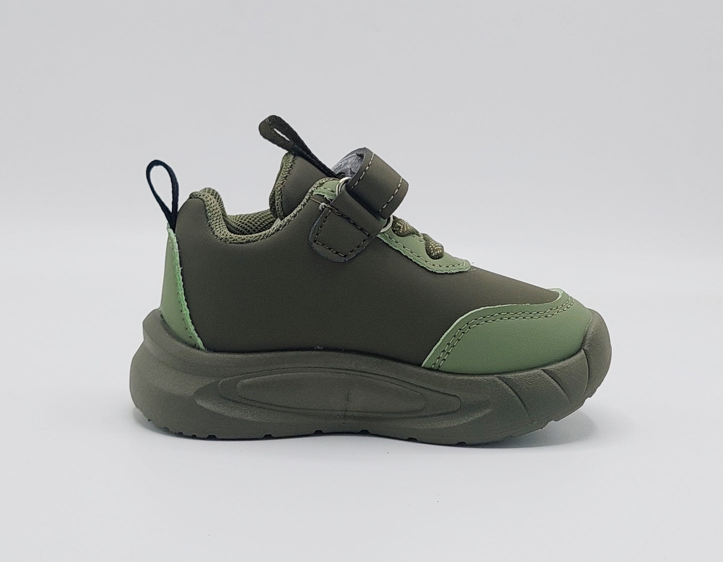 Lights in Sole Cute Design Shoes For Kids - SR552 (Green)