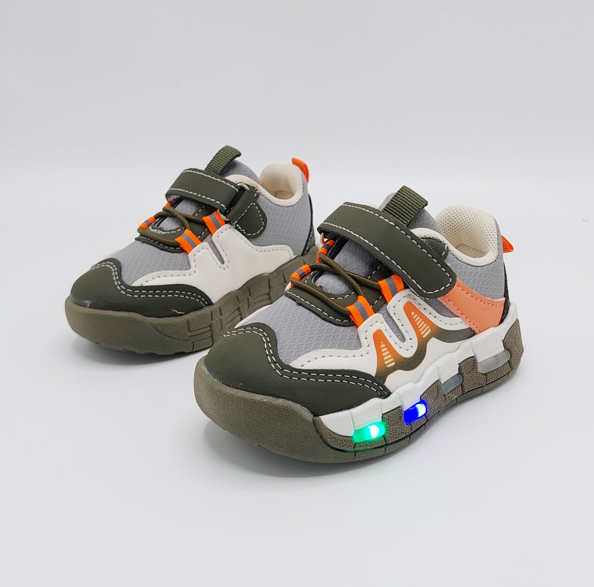 Lights In Sole Trendy Look Sneakers for Kids - BRV1 (Green)