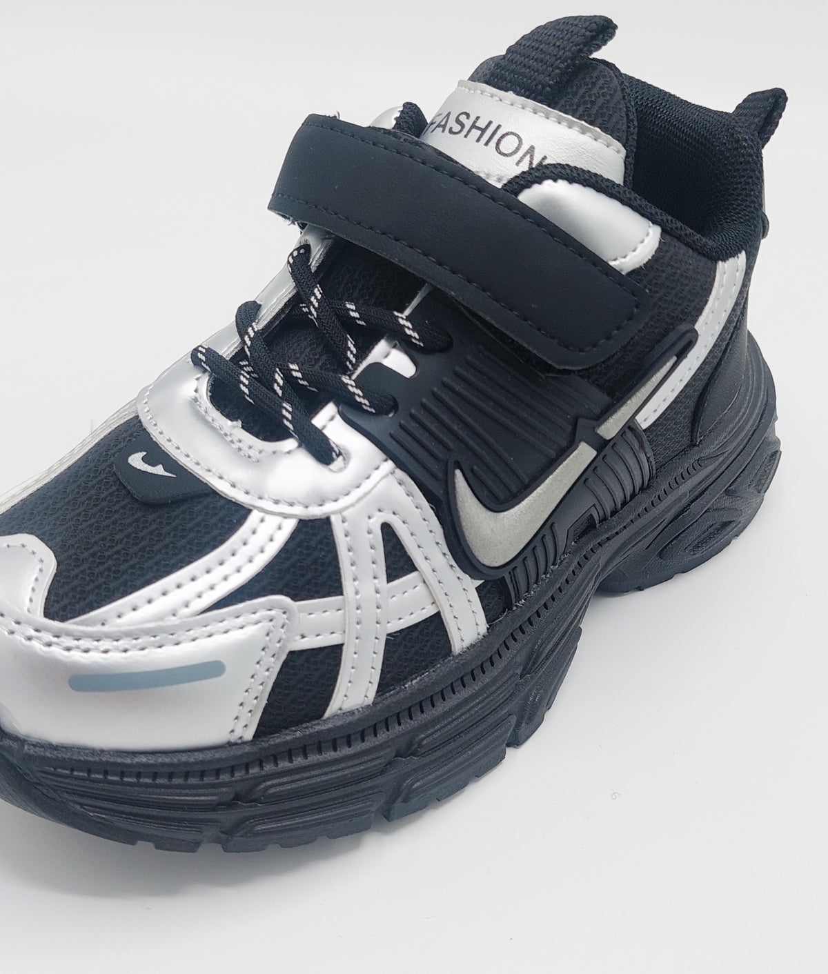 Premium qulaity Trendy Look Sneakers for Kids - Y757 (Black)