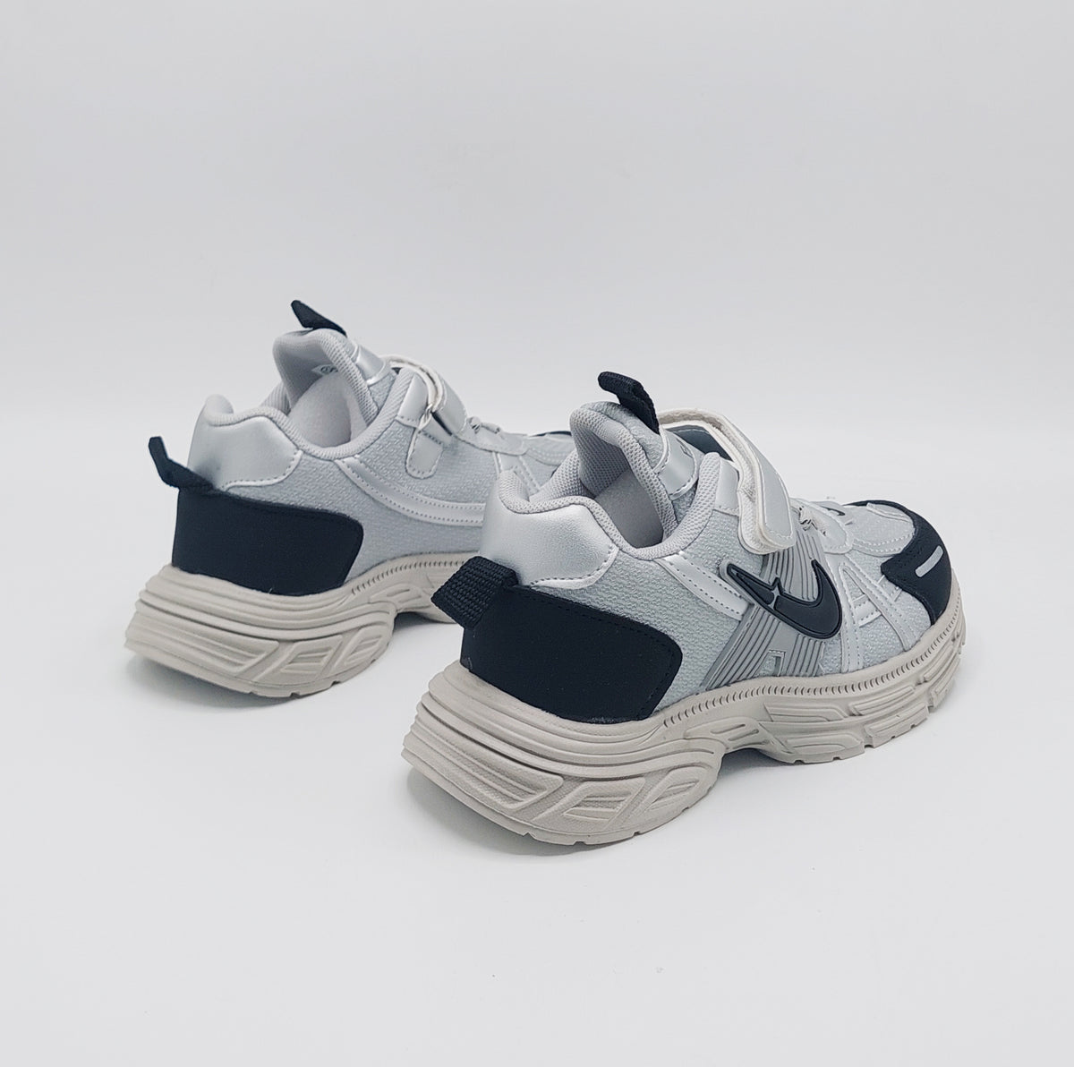 Premium Quality Trendy Look Sneakers for Kids - Y757 (Gray)