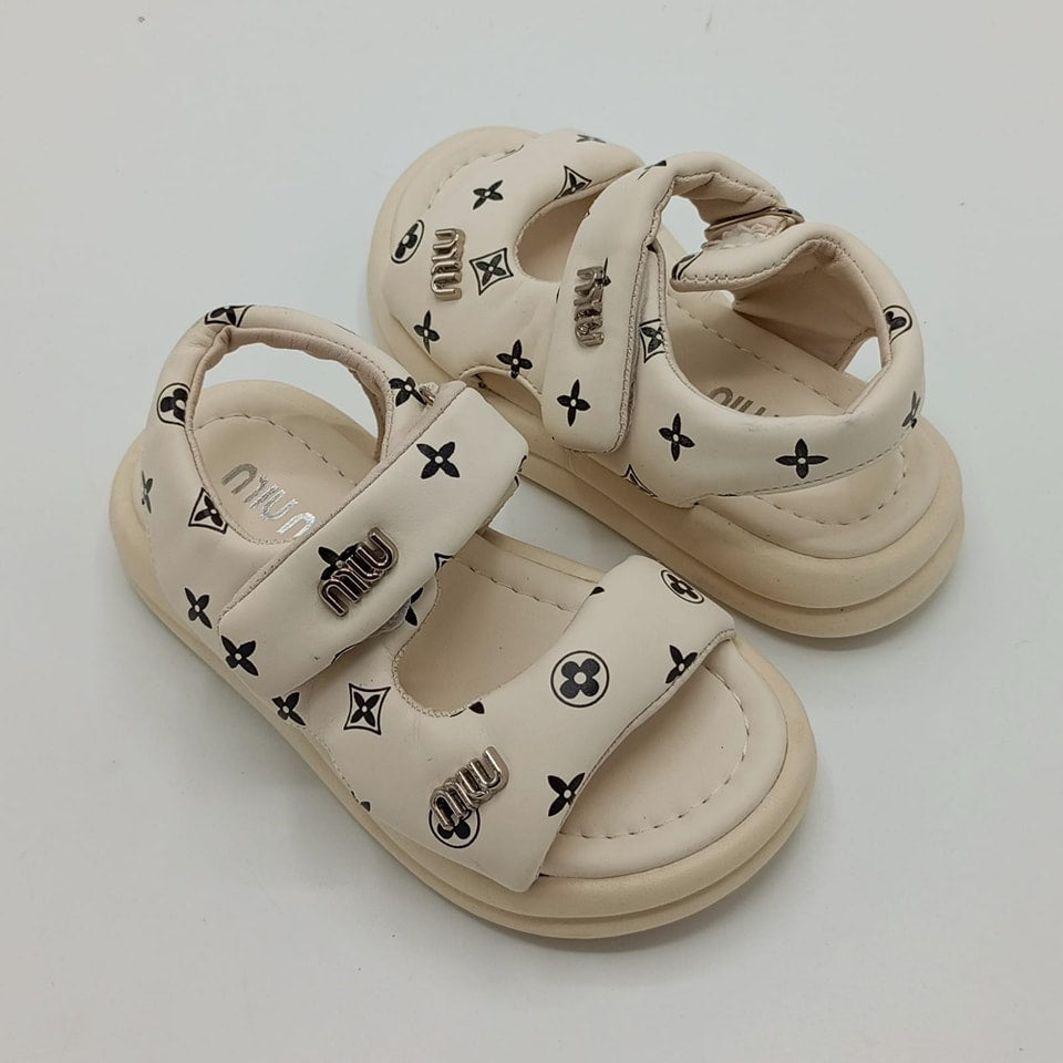 Beautiful Design Soft Sole Sandals for Kids - A11