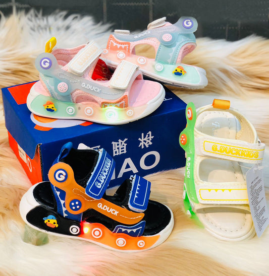 Cute Sandals with Light-Up Soles for Kids - UA451