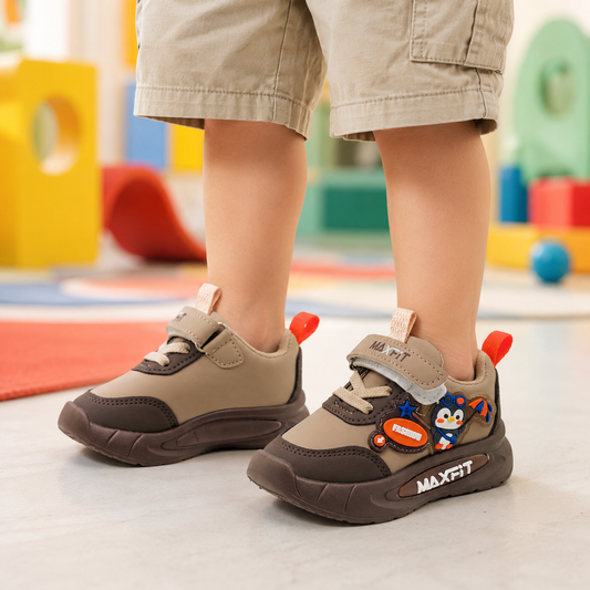 Lights in Sole Cute Design Shoes For Kids - SR552 (Brown)