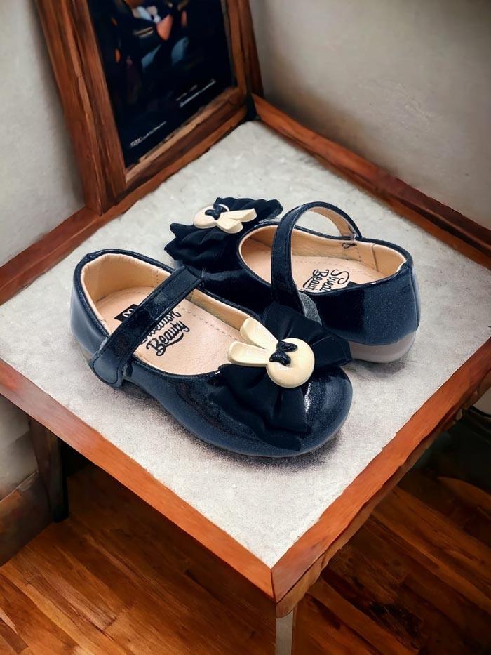 Beautiful Design Pumps for Kids - E2