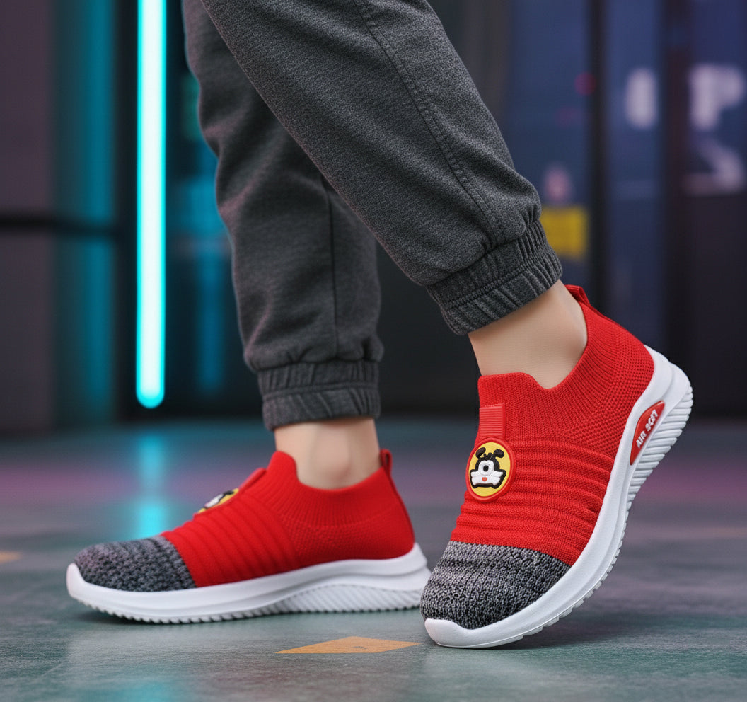 Easy to Wear Soft Comfortable Colorful Sketcher for Kids - MJ03