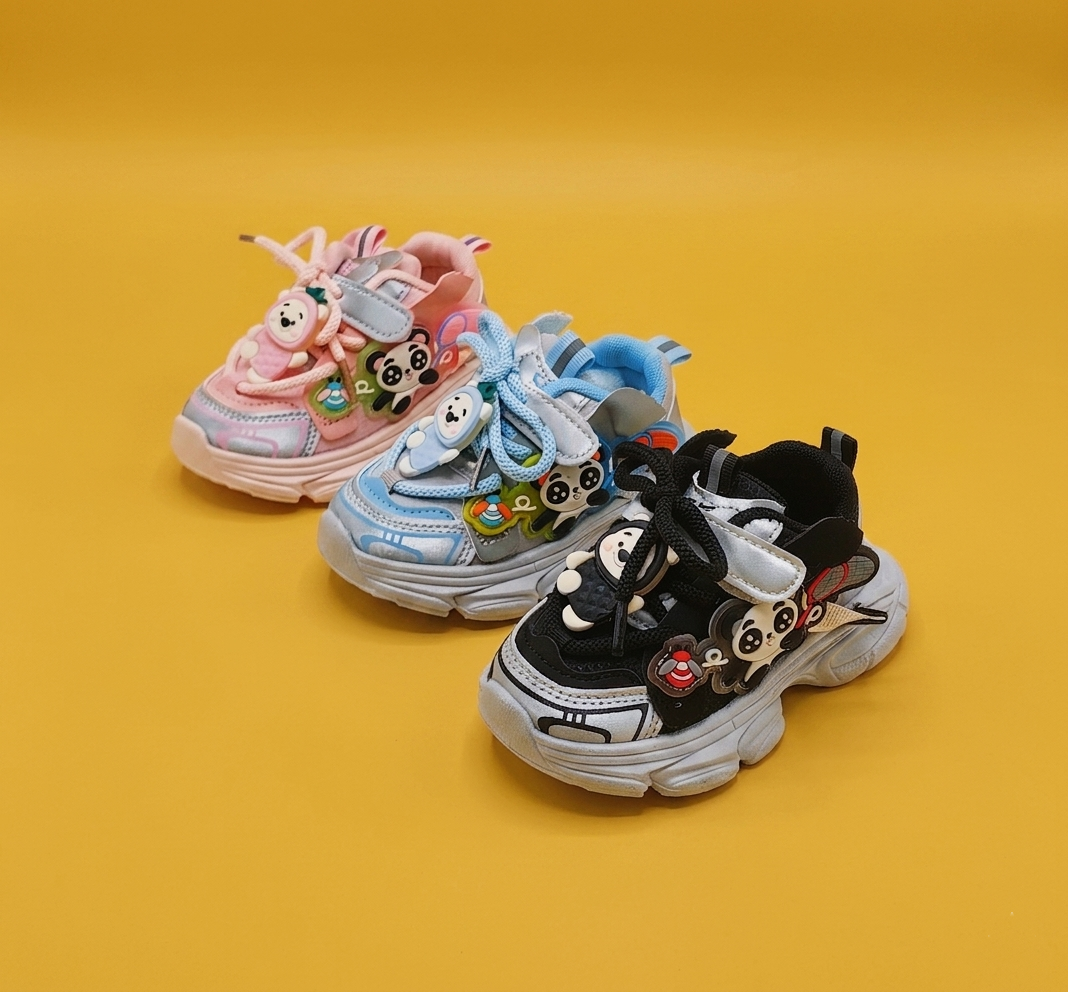 Trendy looking Sneakers For Kids - TJ01