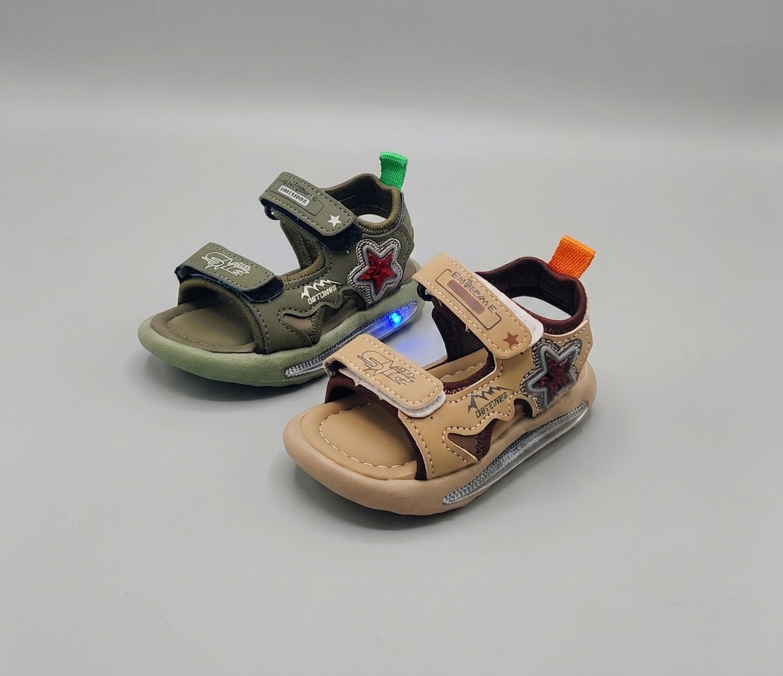 Trendy Looking Sandals With LED Sole For Boys - M020