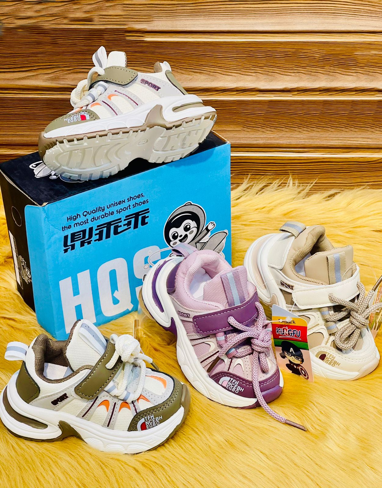 Light-Weight Trendy Look Soft Sole Sneakers for Kids - RY318
