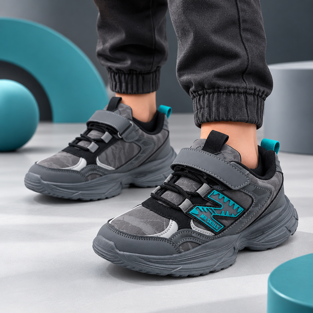 Premium Quality Trendy Look Sneakers for Kids - 92808 (Gray)