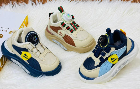 Kids New Trendy Look Autolace Sneakers with Lights in Sole - YOKO18