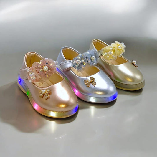 Lights in Sole Beautiful Design Fancy Look Pumps for Kids
