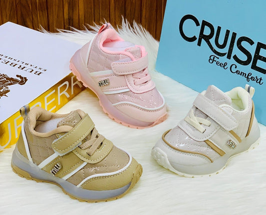 Lights in Sole Soft Trendy Look Sneakers Shoes for Kids - 3350