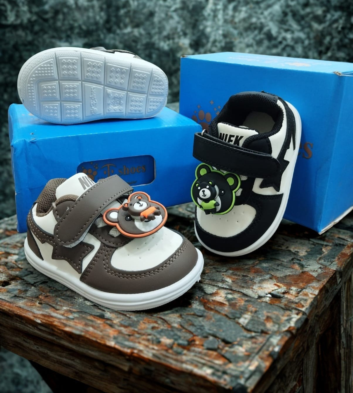 Soft Sole Cute Design Shoes with Detachable toy - E101